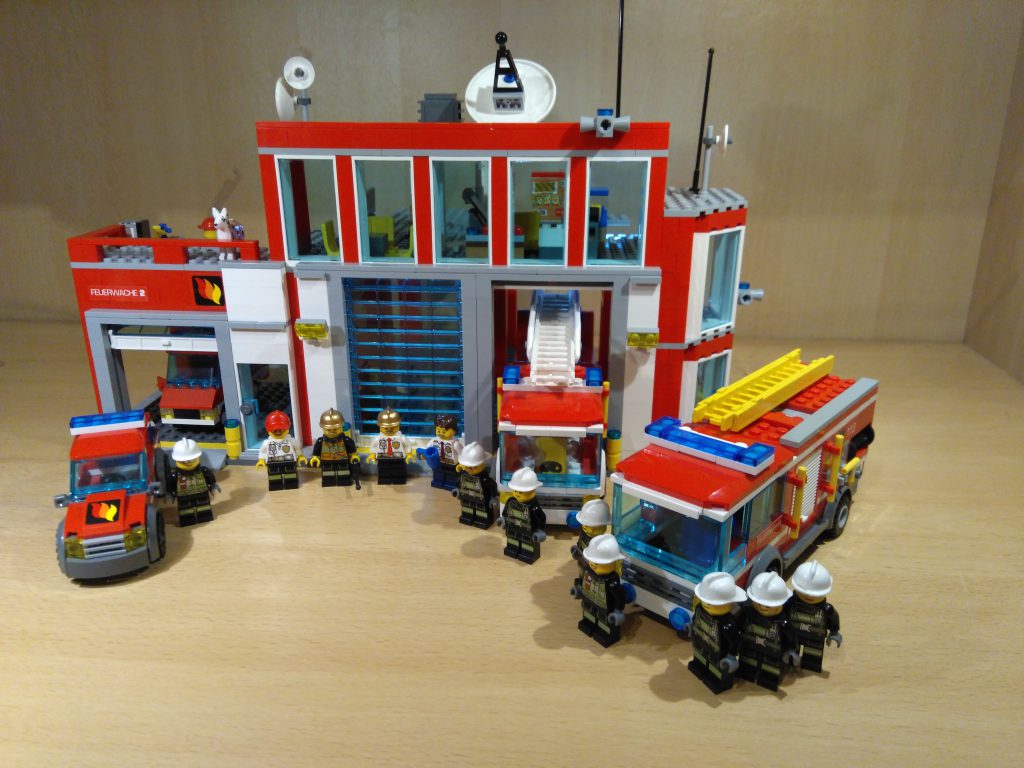 LEGO® Feuerwache 2 MOC - Übersicht